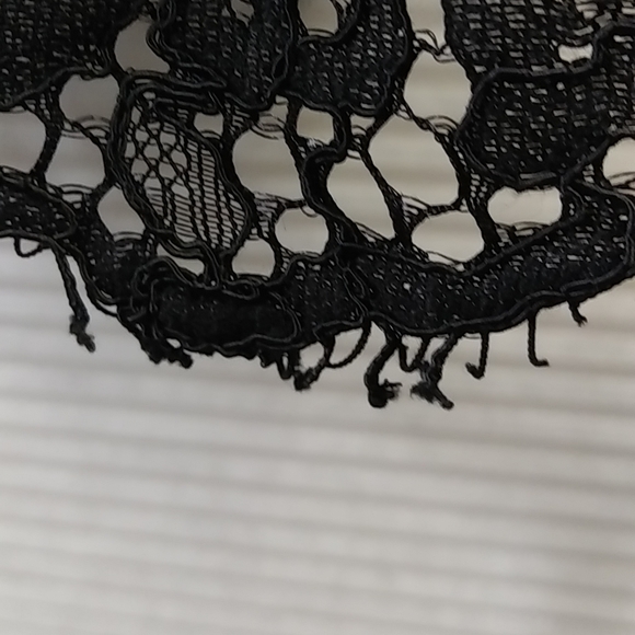 TORID LACE TOP - Picture 7 of 9